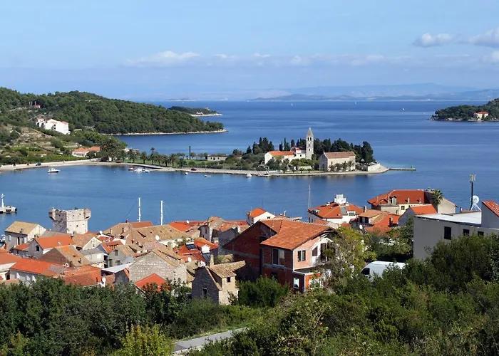 Villa Luxury With A Swimming Pool - 8922 *