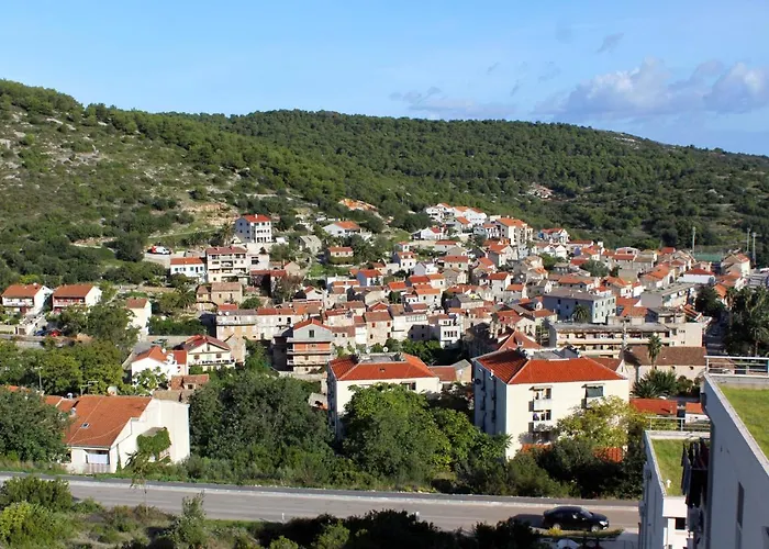 Luxury With A Swimming Pool - 8922 Vis