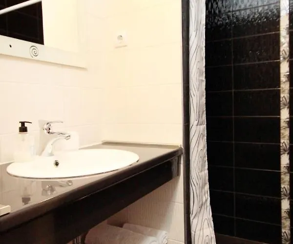 Luxury With A Swimming Pool - 8922 * Vis