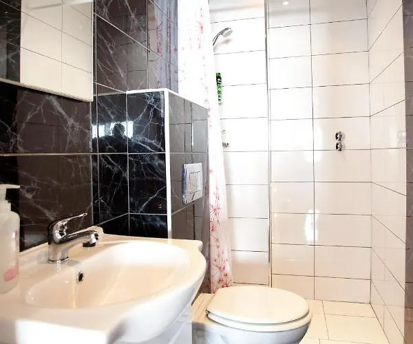 Luxury Villa With A Swimming Pool Vis - 8922 Villa *